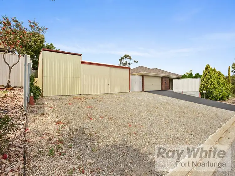18 Kingswood Avenue, Onkaparinga Hills SA 5163