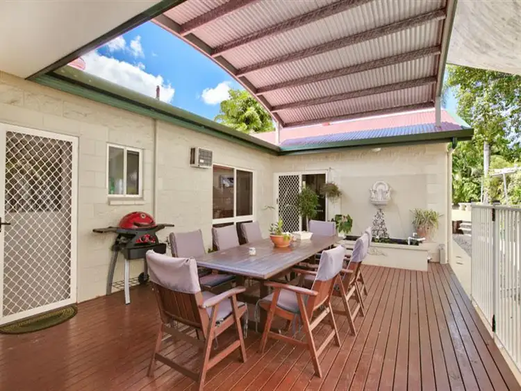 17 Julia Percy Close, Bentley Park QLD 4869