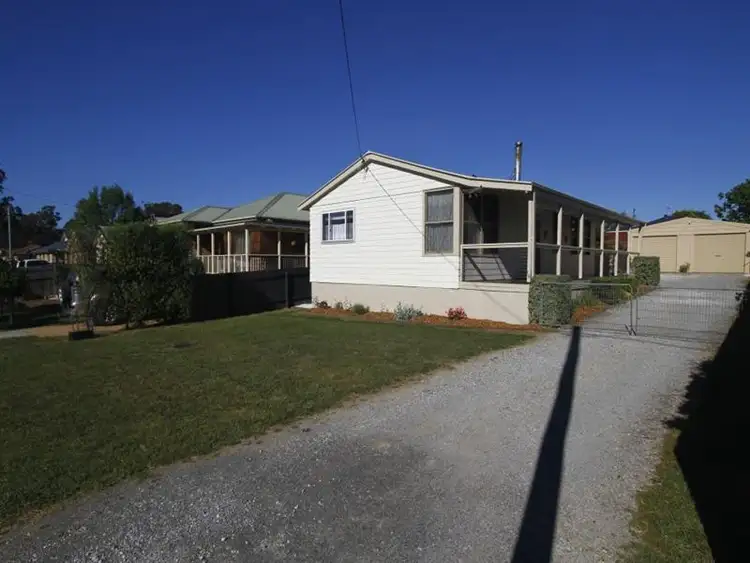 18 Adelaide Street, New Berrima NSW 2577