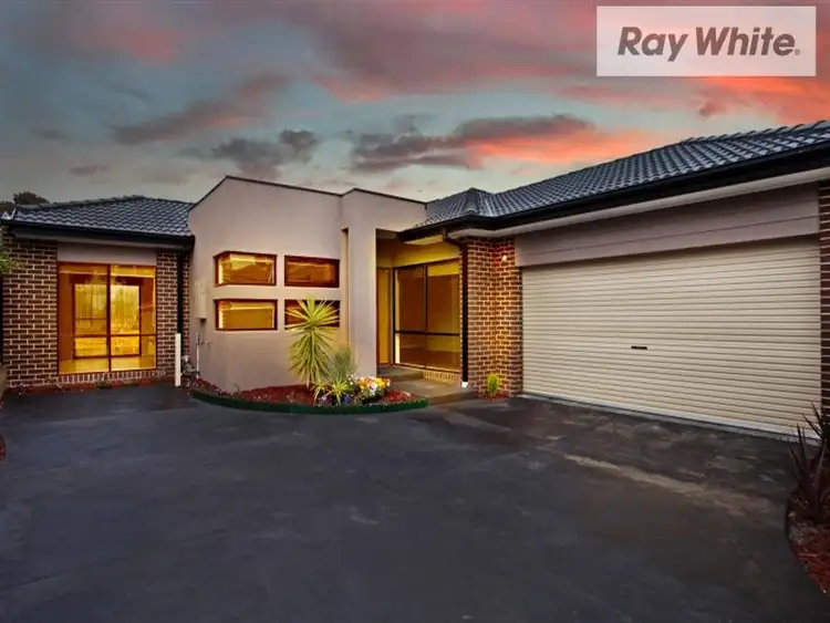44a Hove Road, Rosebud VIC 3939