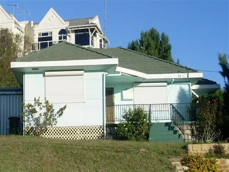 6 George Road, Geraldton WA 6530