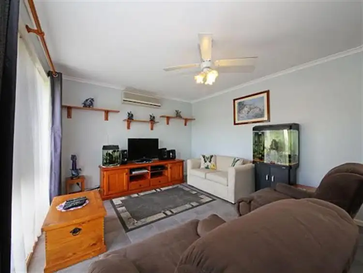 Fifth view of Homely house listing, 2 St Martin Court, Deception Bay QLD 4508