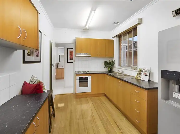 Main view of Homely unit listing, 2/3 Walsh Street, Ormond VIC 3204