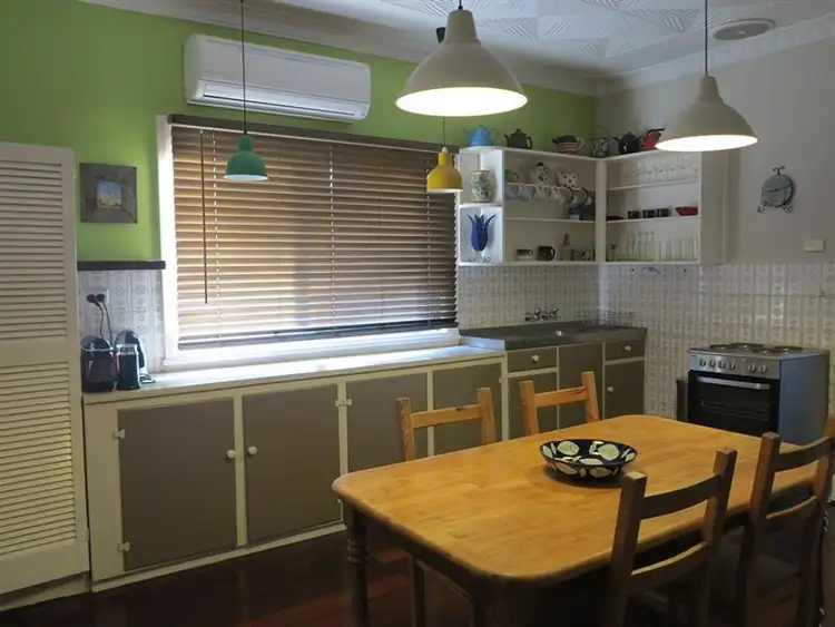 183 Hall Road, Waggrakine WA 6530