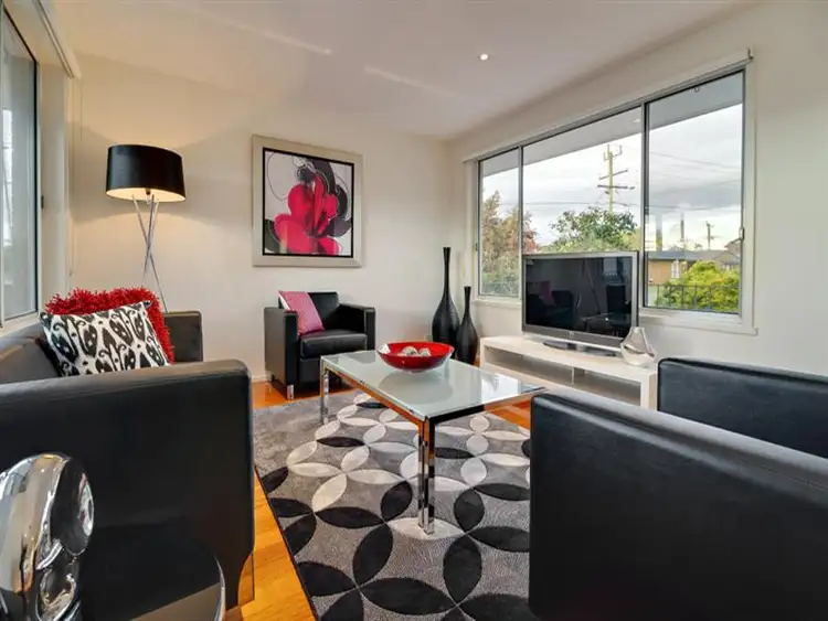 Fifth view of Homely house listing, 8 Verdi Court, Bundoora VIC 3083