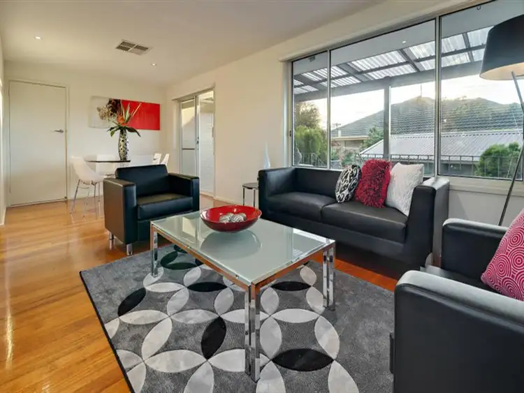 Sixth view of Homely house listing, 8 Verdi Court, Bundoora VIC 3083