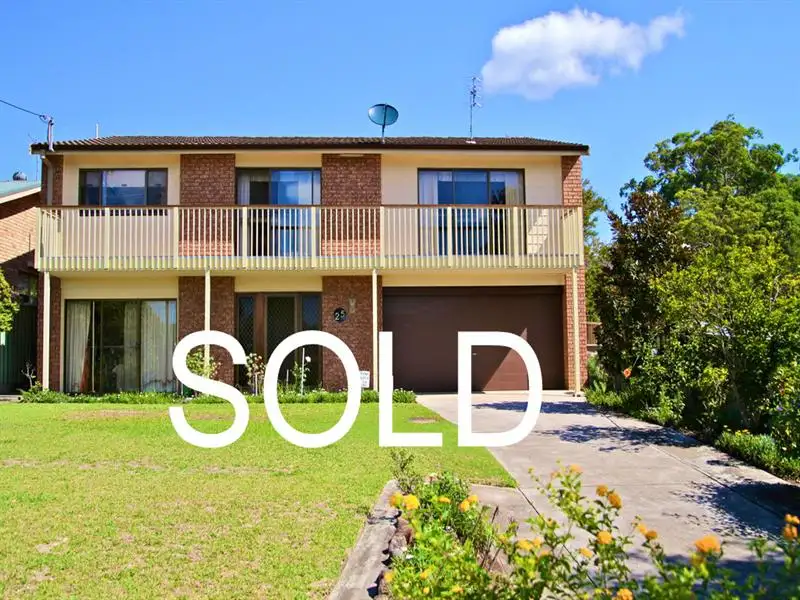 Main view of Homely house listing, 25 Kyeema Avenue, Saratoga NSW 2251