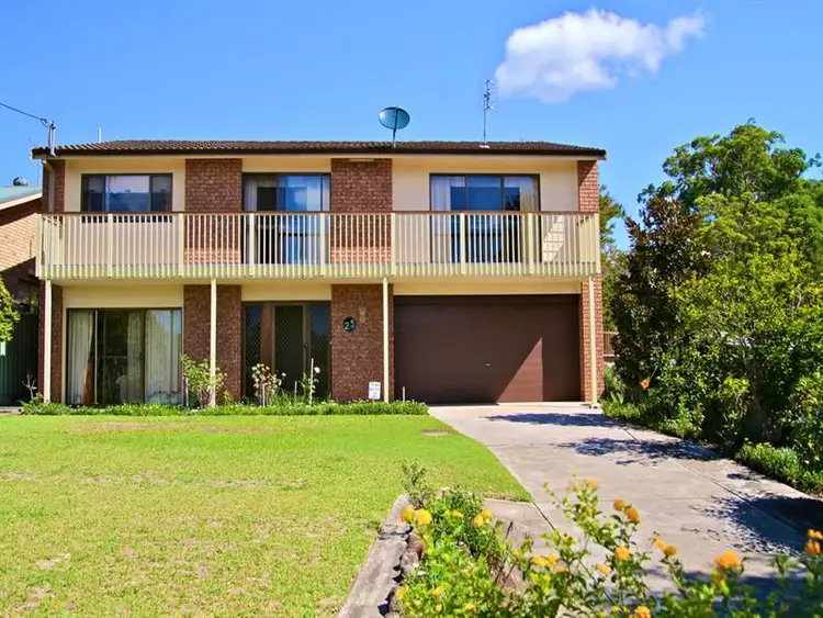 Second view of Homely house listing, 25 Kyeema Avenue, Saratoga NSW 2251