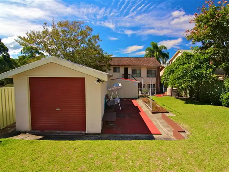 Third view of Homely house listing, 25 Kyeema Avenue, Saratoga NSW 2251