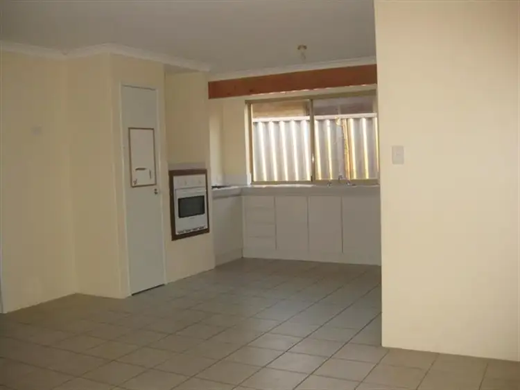 Sixth view of Homely house listing, 4 Guernsey Court, Stratton WA 6056