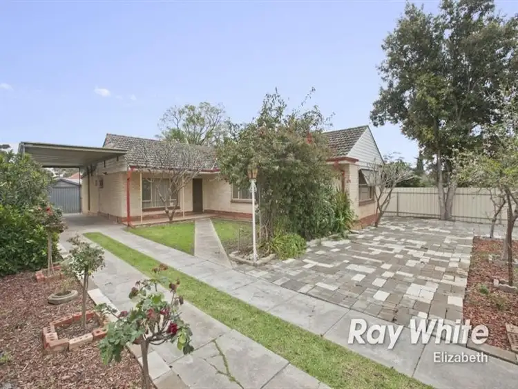 31 Myall Road, Para Hills SA 5096
