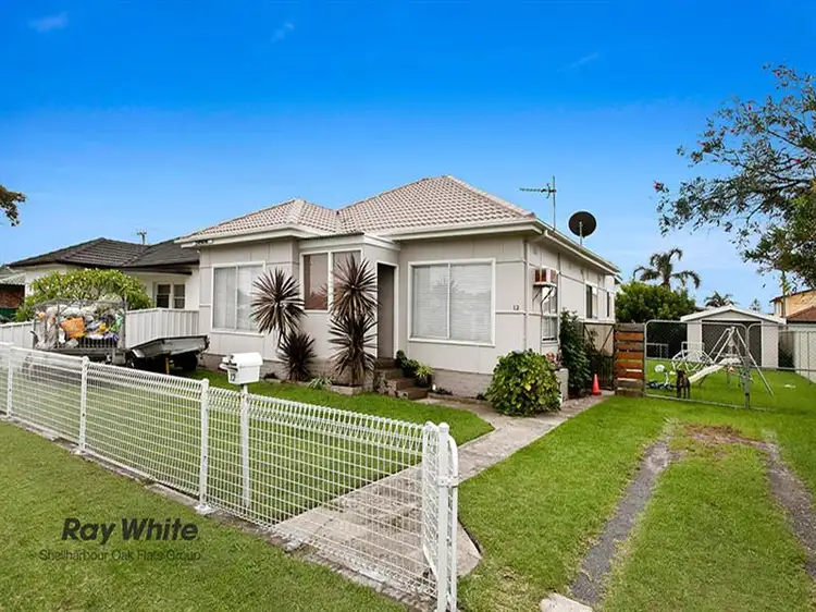 12 Acacia Street, Windang NSW 2528