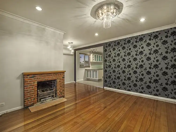Fourth view of Homely house listing, 5 Laura Court, Sunshine North VIC 3020