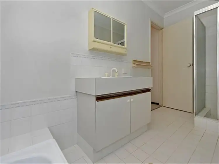 Fifth view of Homely house listing, 25 Golden Retreat, Bullsbrook WA 6084