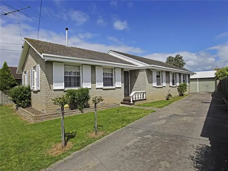 12 Watsons Road, Newcomb VIC 3219