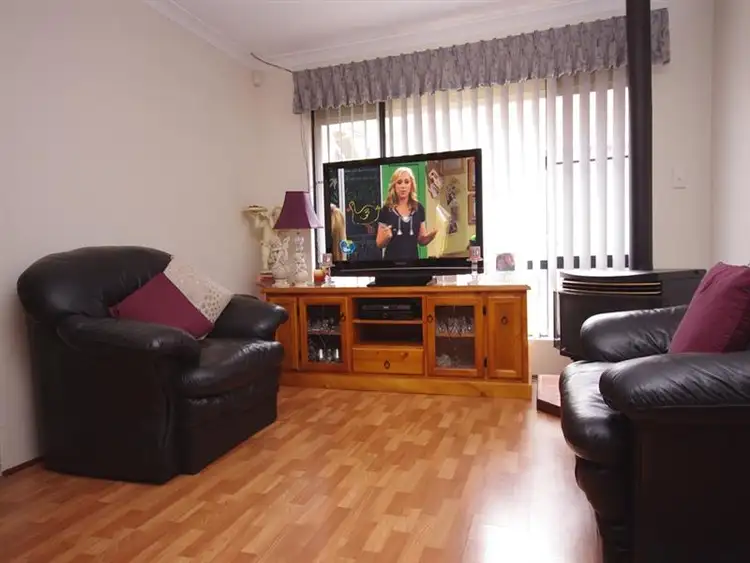 Fifth view of Homely house listing, 7 Sabine Grove, Alexander Heights WA 6064