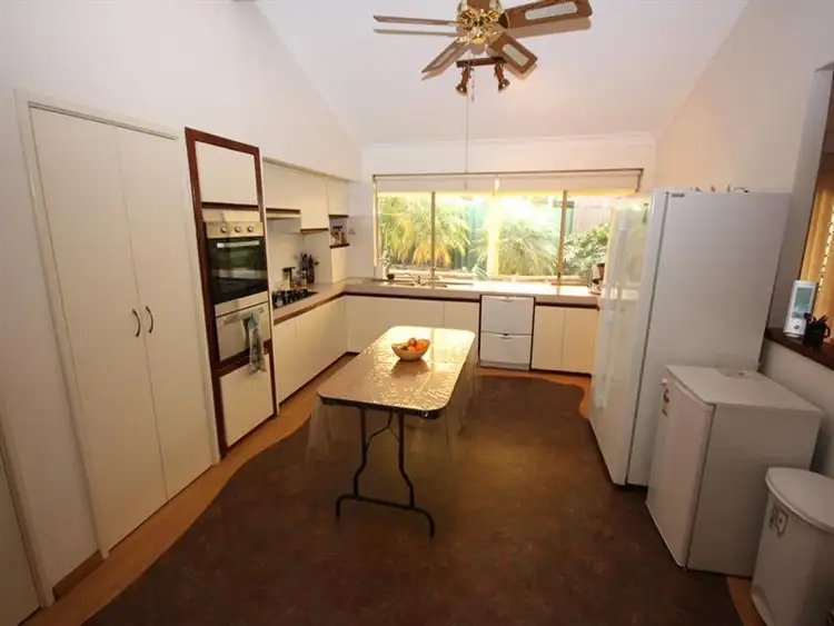 Seventh view of Homely house listing, 6 Jennifer Place, Alexander Heights WA 6064