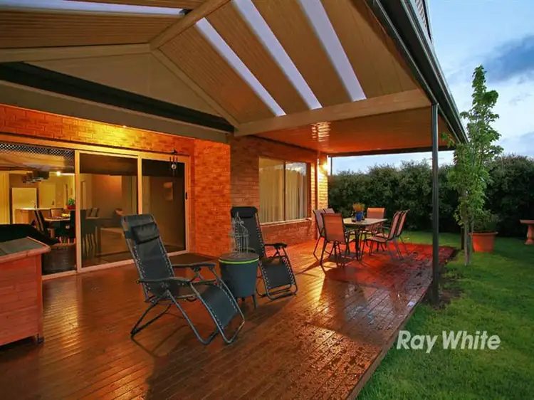 31 Broadstone Way, Cranbourne VIC 3977