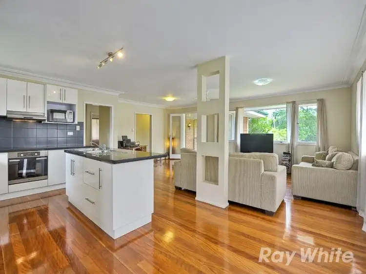 18 Brentwick Street, Chermside QLD 4032