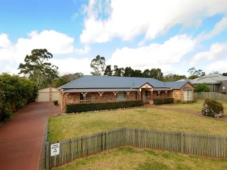 11 Arcadia Court, Highfields QLD 4352