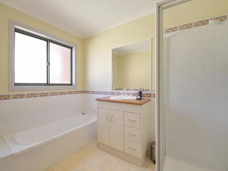 Third view of Homely house listing, 10 Ivy Lea Place, Goulburn NSW 2580