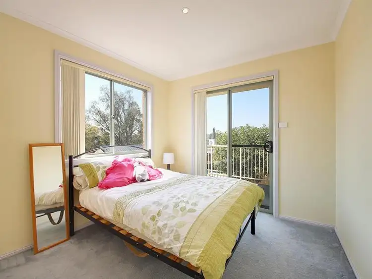 Fourth view of Homely house listing, 10 Ivy Lea Place, Goulburn NSW 2580
