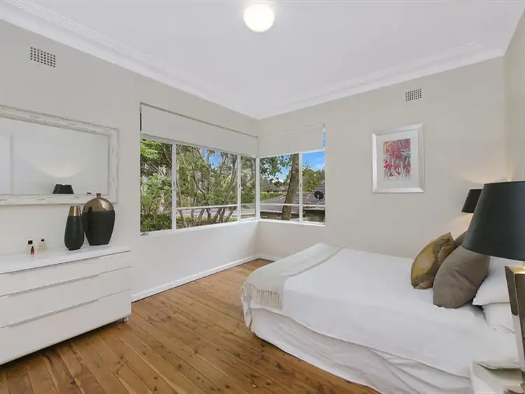 Fifth view of Homely house listing, 33 Evelyn Avenue, Turramurra NSW 2074