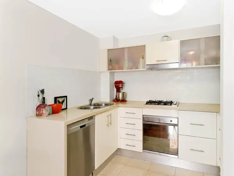 Third view of Homely apartment listing, 35/1-35 Pine Street, Chippendale NSW 2008