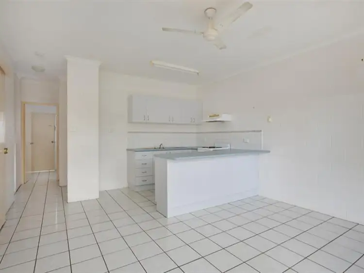 Fourth view of Homely unit listing, 2/24 Hill Street, Manunda QLD 4870