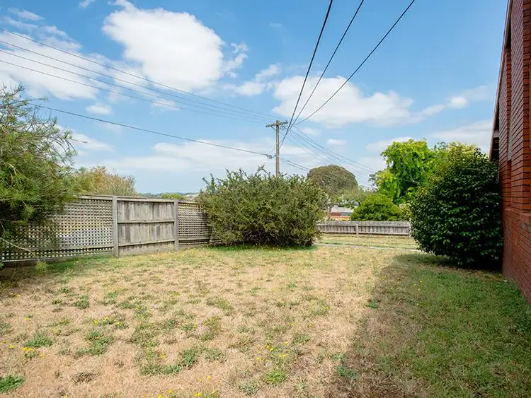 Sixth view of Homely house listing, 18A Fosberry Crescent, Viewbank VIC 3084
