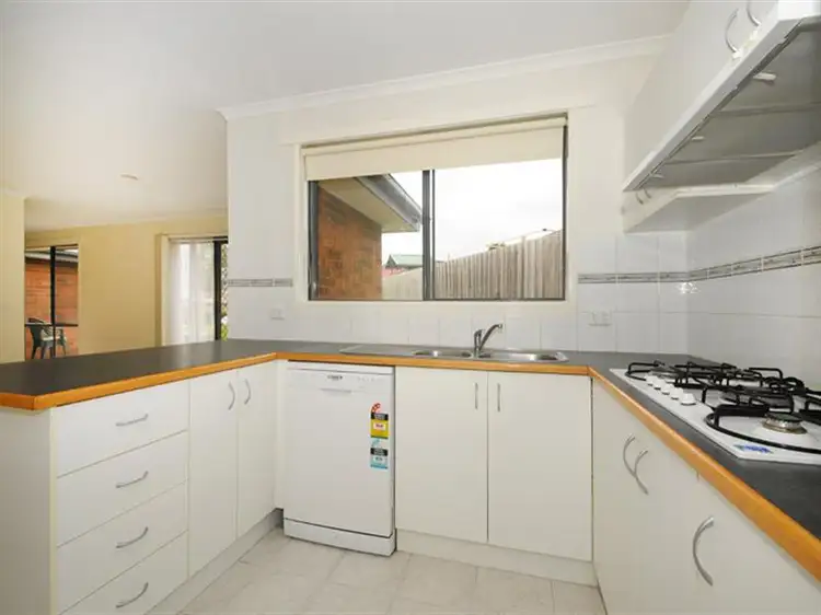 29 Postregna Way, Skye VIC 3977