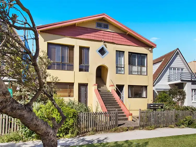 Third view of Homely apartment listing, 3/104 Ramsgate Avenue, Bondi Beach NSW 2026