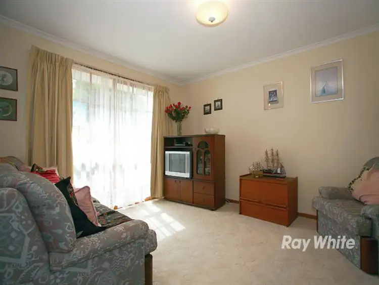 Fifth view of Homely house listing, 6 Bamboo Court, Cranbourne North VIC 3977