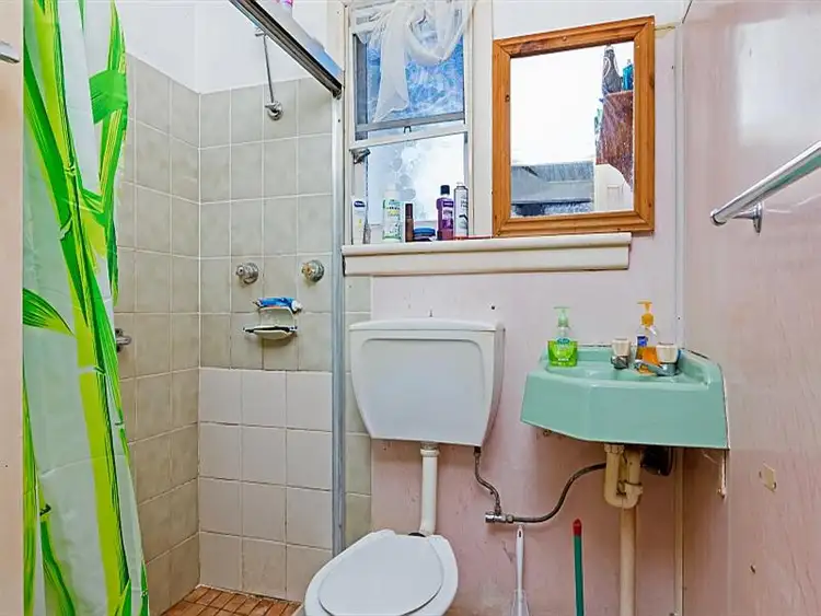 Fourth view of Homely house listing, 44 Hume Boulevard, Killarney Vale NSW 2261