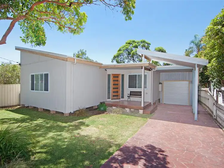 64 Dampier Boulevard, Killarney Vale NSW 2261