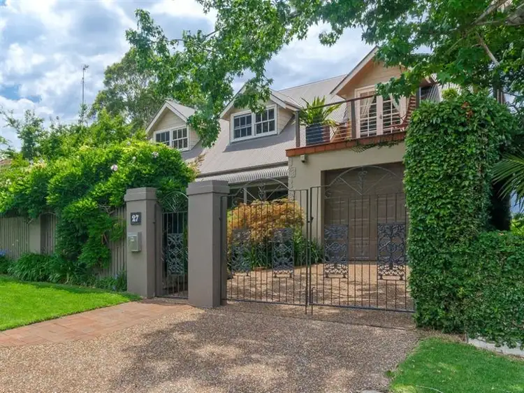 27 Joanne Street, Woonona NSW 2517