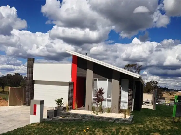 Second view of Homely house listing, 10 Dimboola Way, Orange NSW 2800