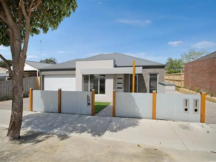 1/13 Herd Road, Belmont VIC 3216