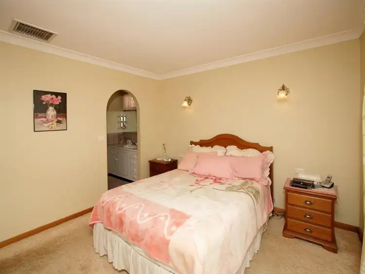 Sixth view of Homely house listing, 4 Allambie Way, Mount Austin NSW 2650