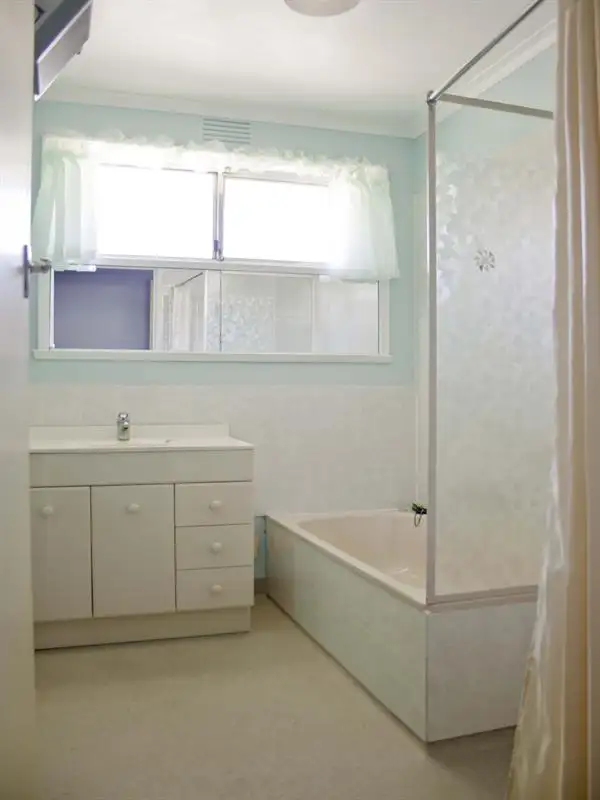 Fifth view of Homely house listing, 28 Teal Crescent, Lalor VIC 3075