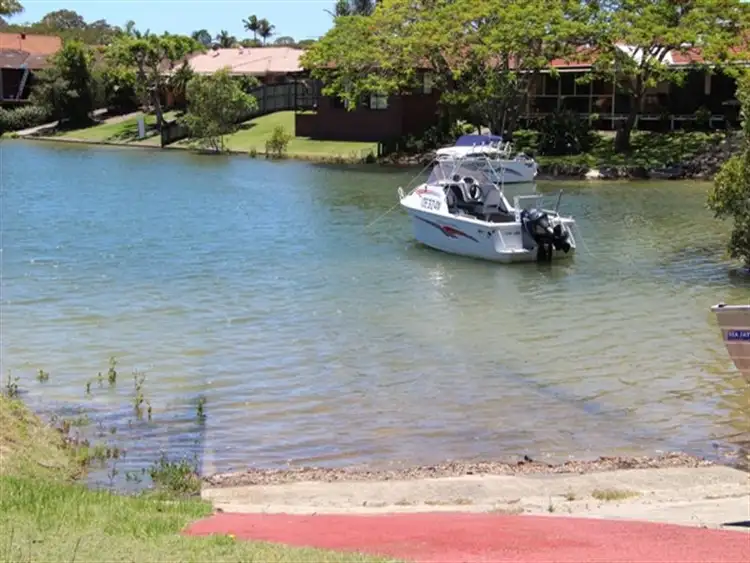 25 Plover Place, Tweed Heads West NSW 2485