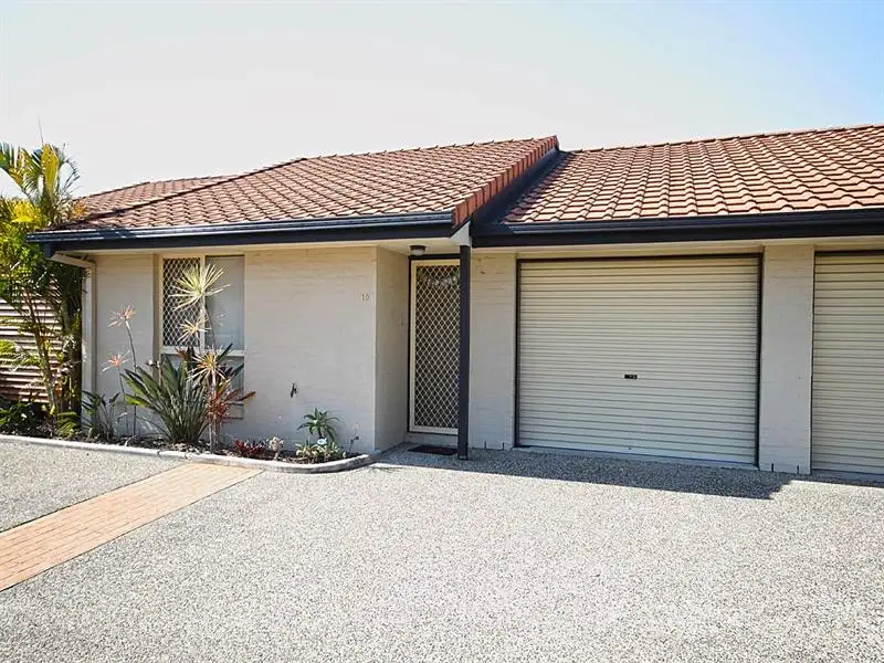 Main view of Homely townhouse listing, 10/2 Russell Street, Everton Park QLD 4053