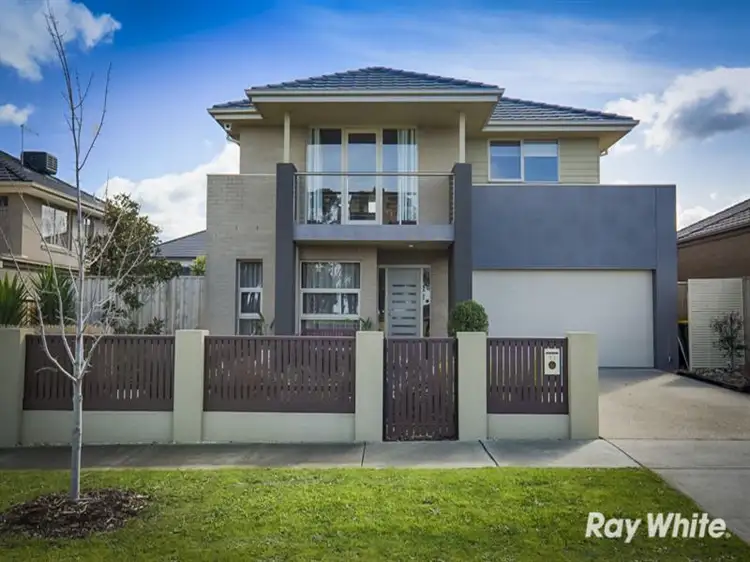 13 Kooyong Close, Officer VIC 3809