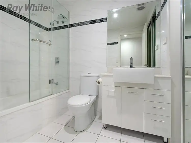 Seventh view of Homely apartment listing, 6/53 Dunmore Terrace, Auchenflower QLD 4066