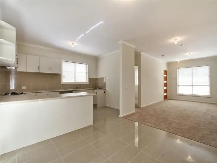 Third view of Homely unit listing, U3/42 ZINA Grove, Mooroolbark VIC 3138