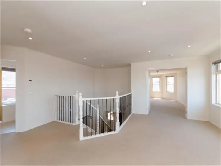 Seventh view of Homely house listing, 8 Strathallan Grove, Craigieburn VIC 3064