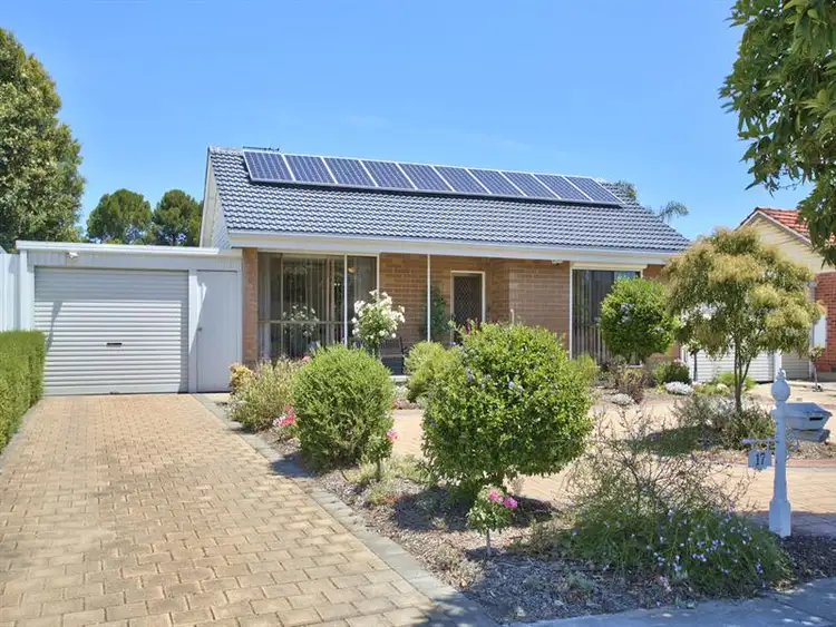 17 Hoylake Street, Novar Gardens SA 5040