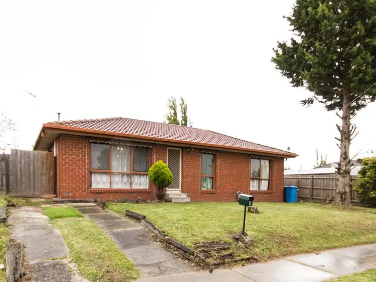 4 Wynette Close, Hampton Park VIC 3976