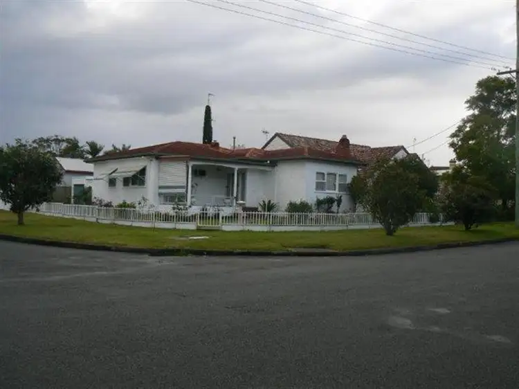 9 Edinburgh Drive, Taree NSW 2430