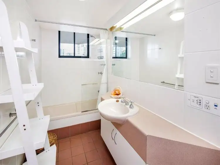 Sixth view of Homely unit listing, 208/44 Ferry Street, Kangaroo Point QLD 4169